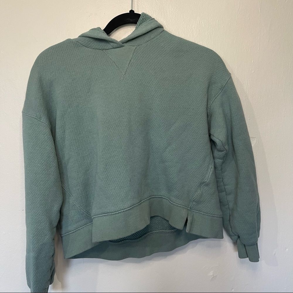 Make Weekends Longer Blue Cropped Hoodie Sweatshirt